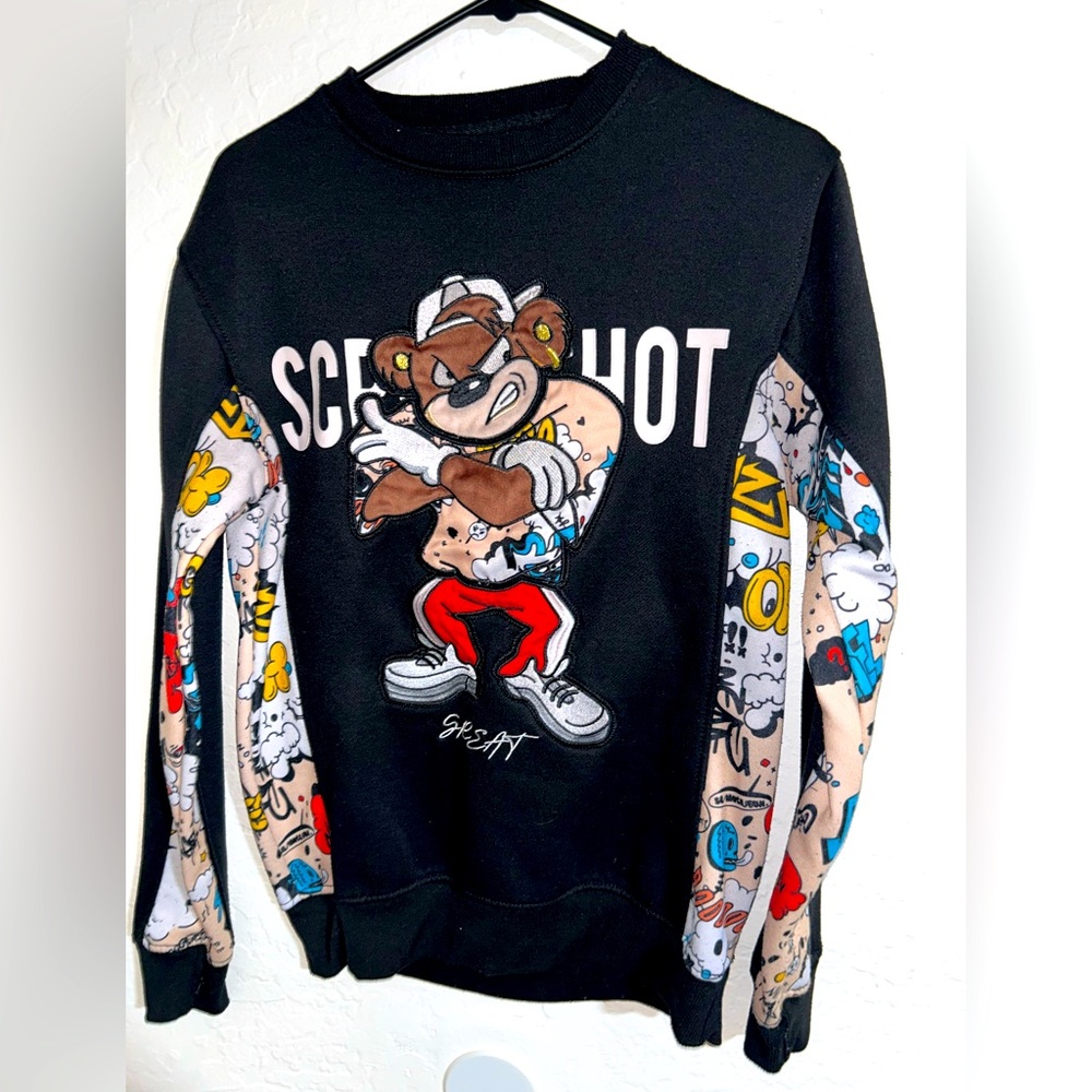 Men’s sweater